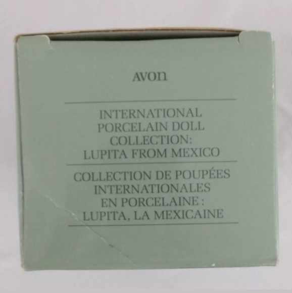 Avon International Collectible Lupita from Mexico - Picture 4 of 8